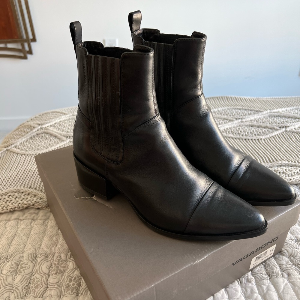 Not For Sale 🛑 Vagabond boots
